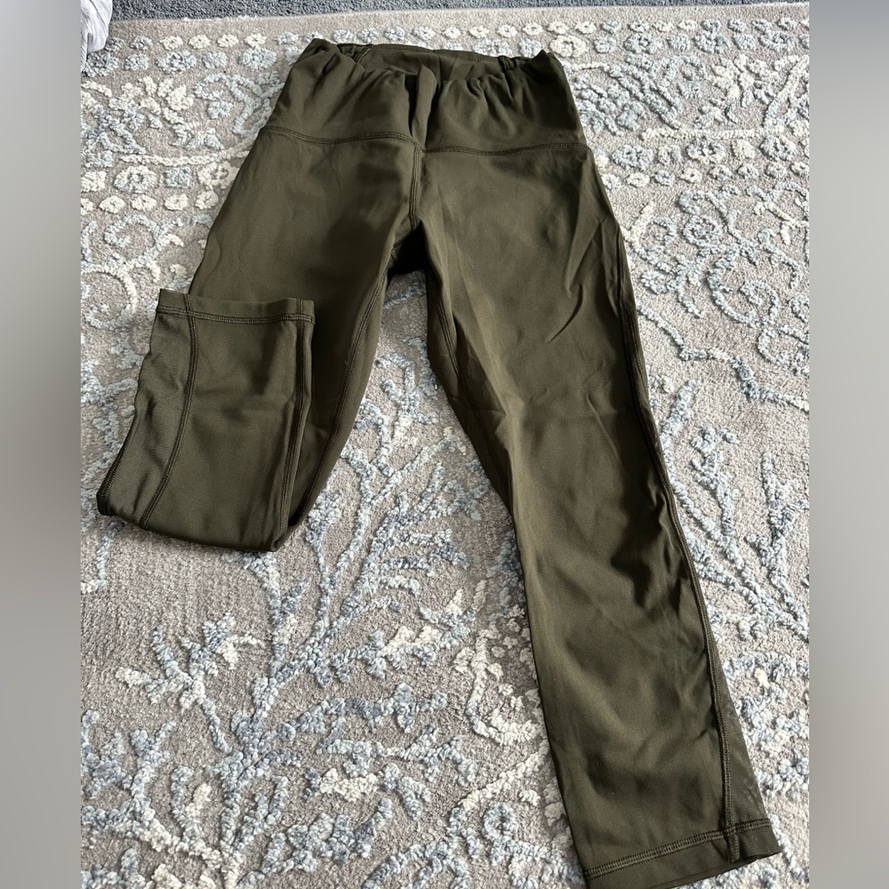 Lululemon Leggings with Mesh on the side